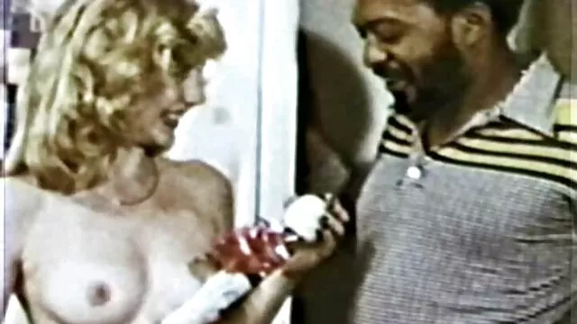 अश्लील कोई पंजीकरण  पैंथर्स - नौकरानी साउथ सेक्सी मूवी हिंदी - भाग 3